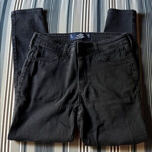 Women’s black Hollister ripped jeans size 28 waist and 24 length